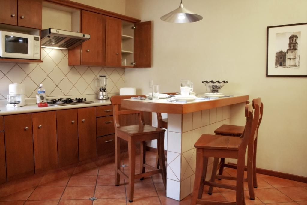 Alcazar Suites Zapopan Eksteriør bilde