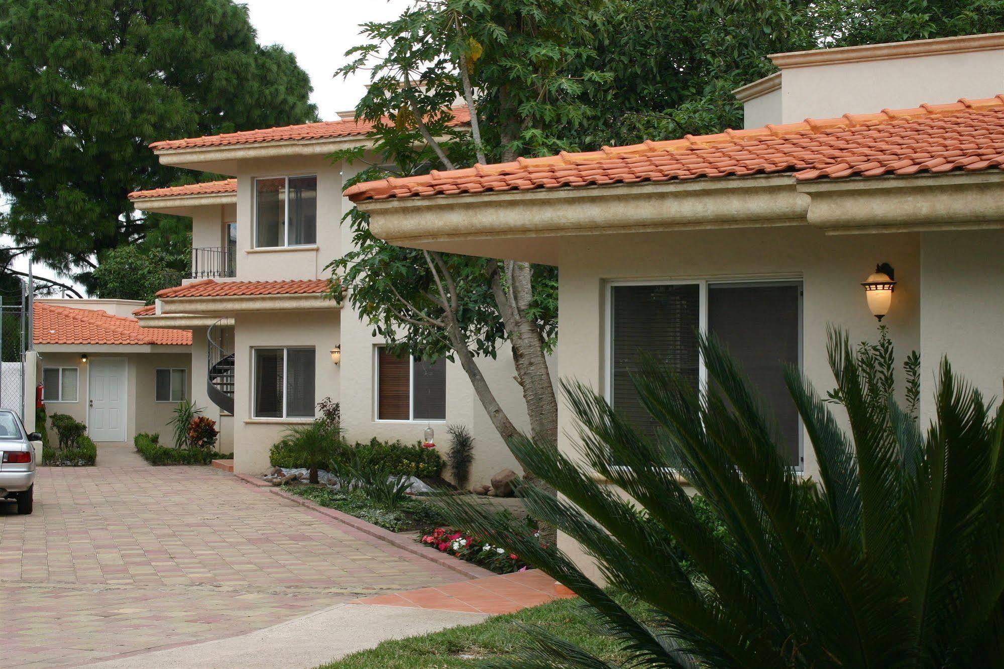 Alcazar Suites Zapopan Eksteriør bilde